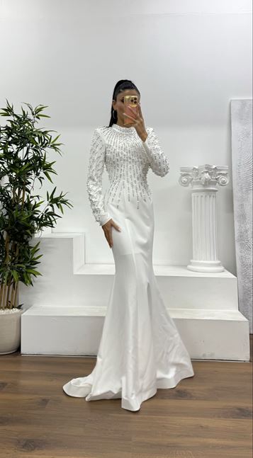 Ekru İnci İşlemeli Abiye Elbise