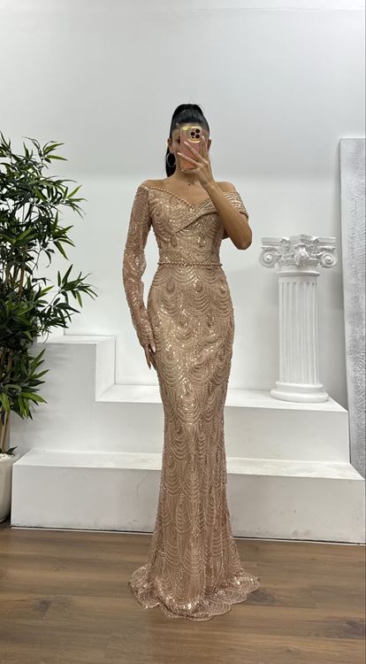Gold Asimetrik Yaka İşlemeli Abiye Elbise