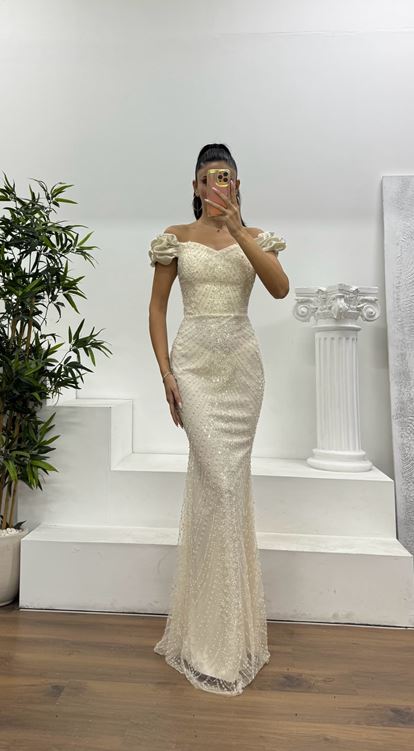 Bej Balon Kol İşlemeli Abiye Elbise