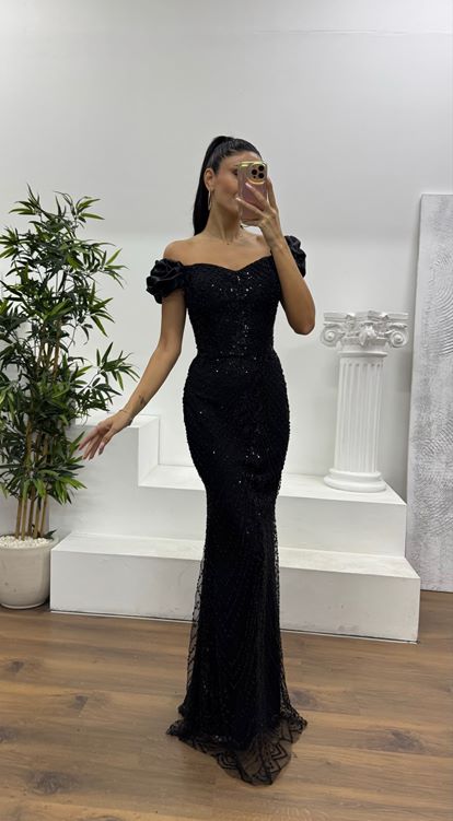 Siyah Balon Kol İşlemeli Abiye Elbise