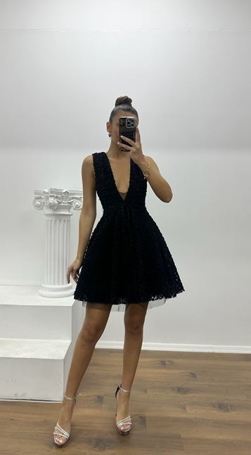 Vestido corto de noche de diseño especial con textura de rosa negra