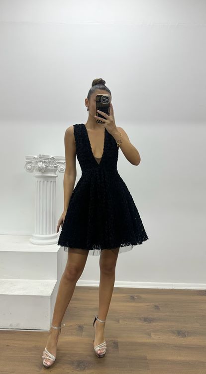 Siyah Gül Dokulu Özel Tasarım Mini Abiye Elbise