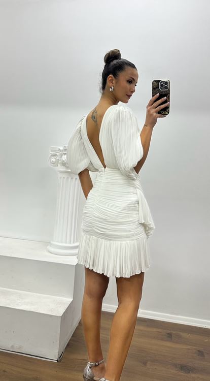 Beyaz Balon Kol Plise Detaylı Mini Özel Tasarım Abiye Elbise