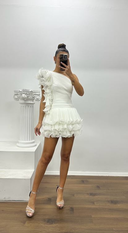 Beyaz Tek Omuz Pliseli Fırfırlı Mini Özel Tasarım Abiye Elbise