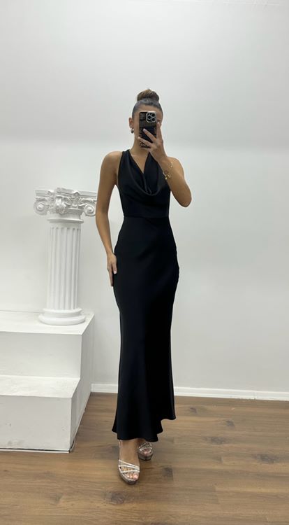 Siyah Sırt Detay Özel Tasarım Abiye Elbise