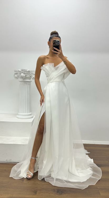 Vestido de noche de diseño especial con drapeado de tul blanco