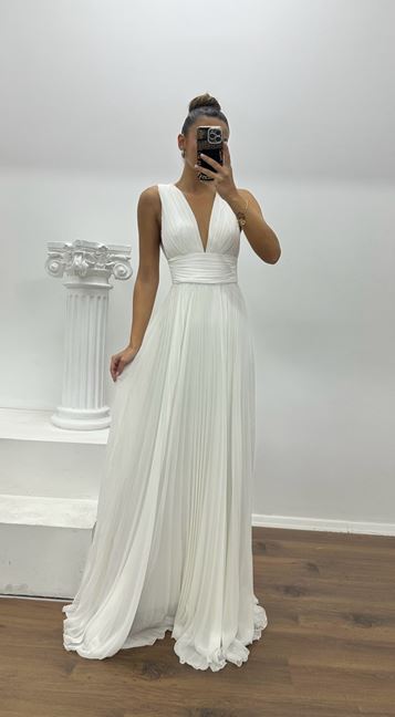 Vestido de noche blanco plisado con escote en V profundo de diseño especial