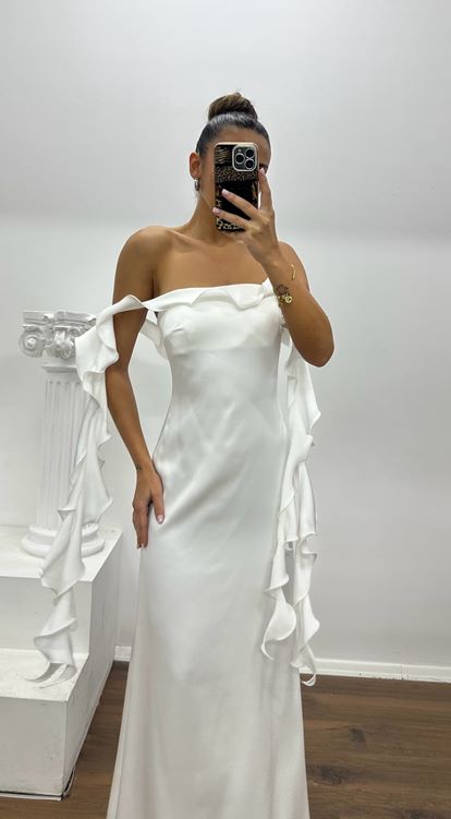 Beyaz Volan Detaylı Özel Tasarım Abiye Elbise