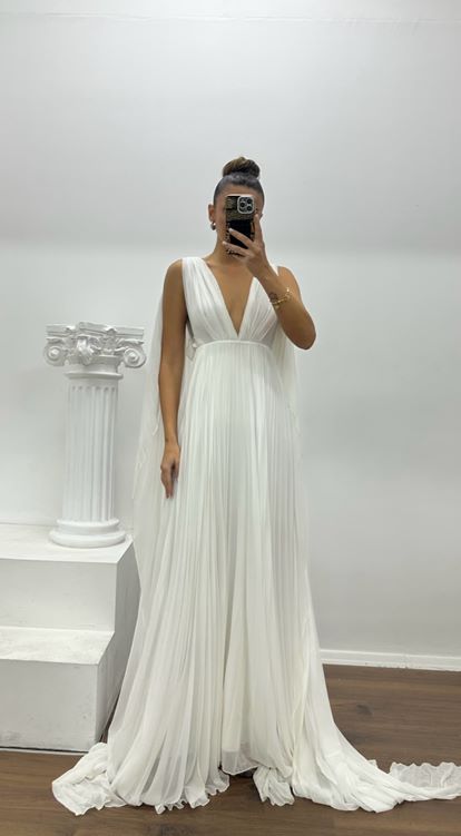 Vestido de noche de diseño especial en gasa plisada blanca