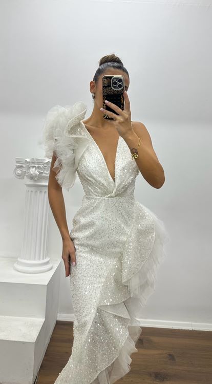 Beyaz V Yaka Asimetrik Özel Tasarım Abiye Elbise