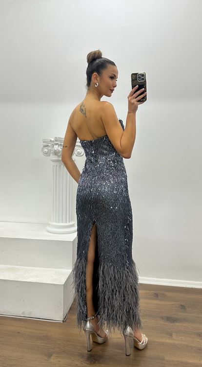 İndigo Straplez Kalp Yaka İşleme ve Tüy Detay Özel Tasarım Abiye