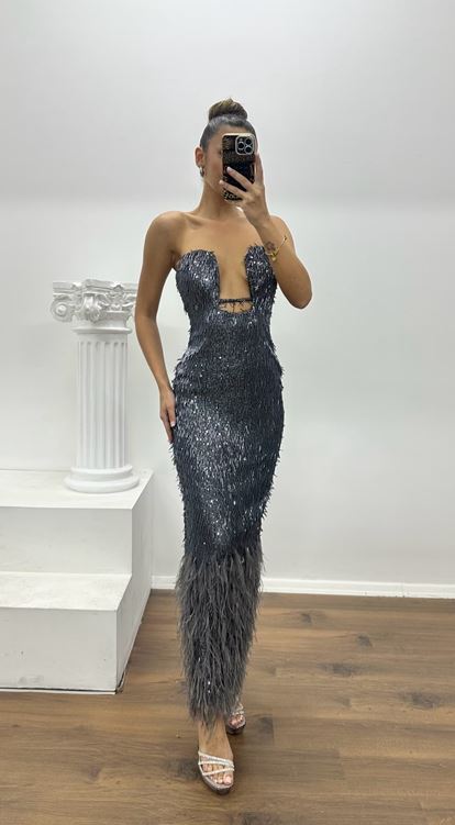 İndigo Straplez Kalp Yaka İşleme ve Tüy Detay Özel Tasarım Abiye