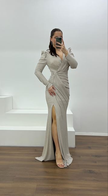 Vizon V Yaka Parıltılı Büyük Abiye Elbise