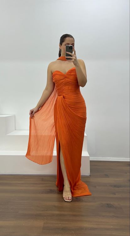 Turuncu Straplez Piliseli Büyük Beden Abiye Elbise