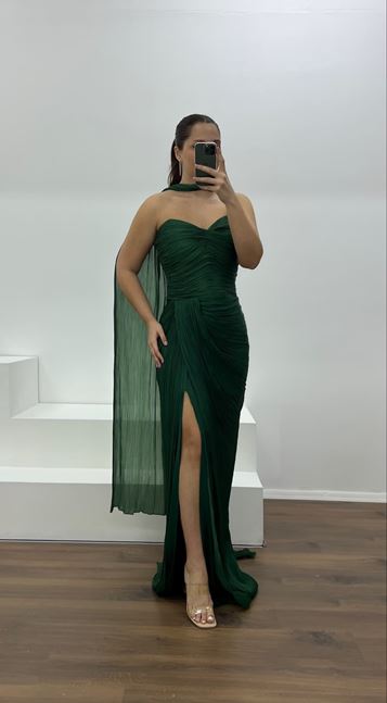 Zümrüt Straplez Piliseli Büyük Beden Abiye Elbise