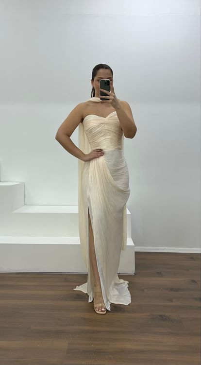 Ekru Straplez Piliseli Büyük Beden Abiye Elbise