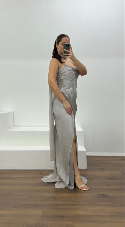 Gri Straplez Piliseli Büyük Beden Abiye Elbise