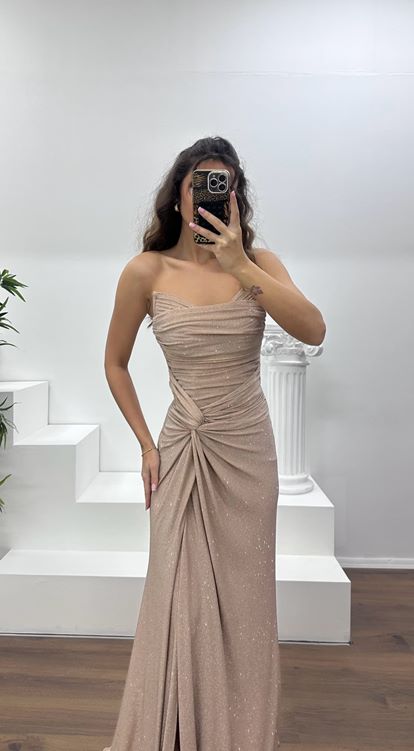 Gold Straplez Paraltılı Abiye Elbise