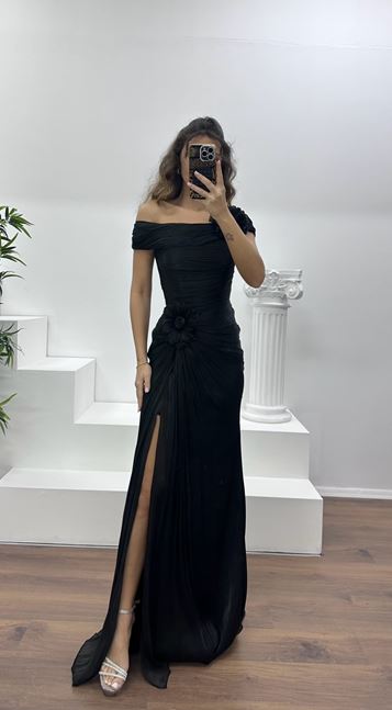 Siyah Çiçek Detay Şifon Abiye Elbise