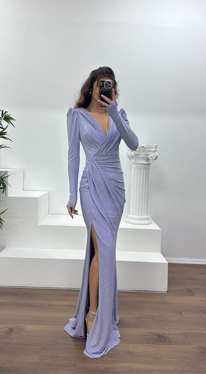 Lilac V-Neck Glittery Evening Dress
