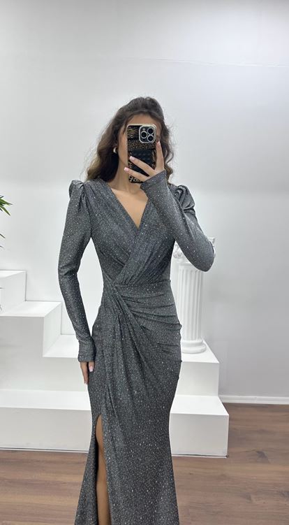 Siyah V Yaka Parıltılı Abiye Elbise