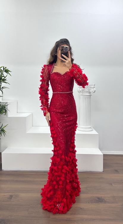 Kırmızı 3D Çiçek Detaylı Abiye Elbise