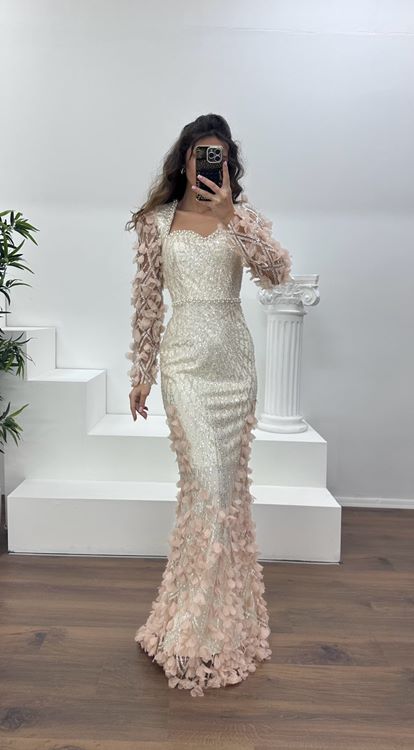 Bej 3D Çiçek Detaylı Abiye Elbise