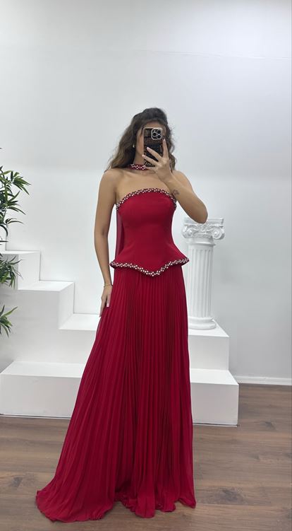 Kırmızı Straplez Piliseli Abiye Elbise