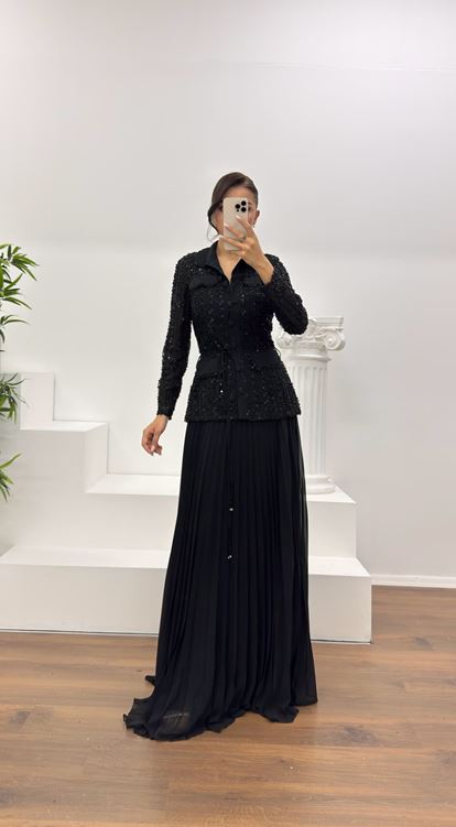 Siyah Düğmeli İşlemeli Ceket-Etek Abiye Takım