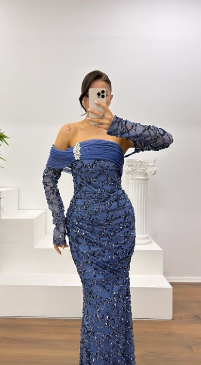 İndigo Straplez İşlemeli Abiye Elbise