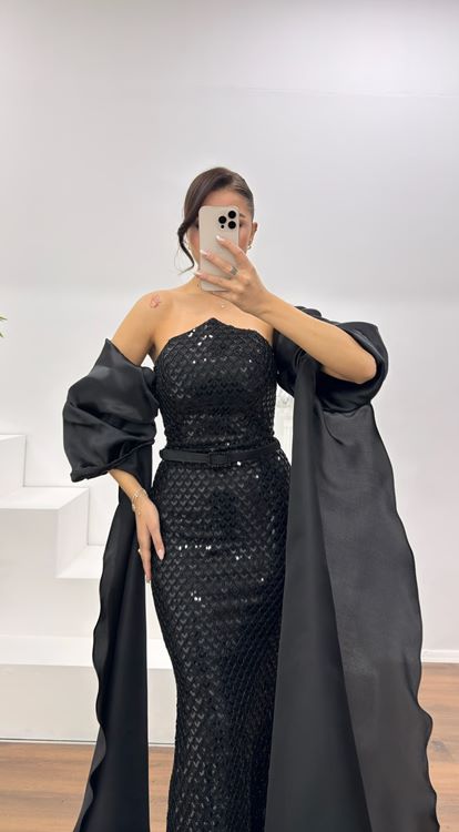 Siyah İşlemeli Balon Kol Abiye Elbise