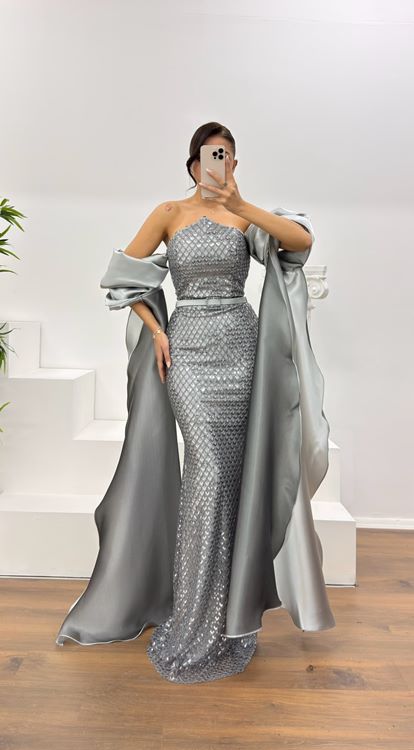 Gri İşlemeli Balon Kol Abiye Elbise