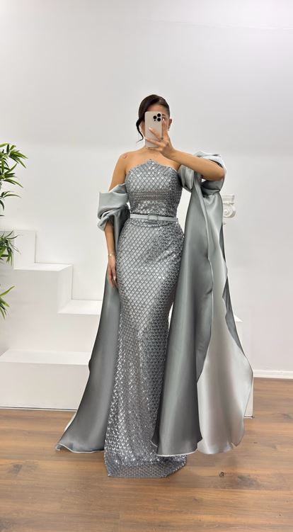 Gri İşlemeli Balon Kol Abiye Elbise