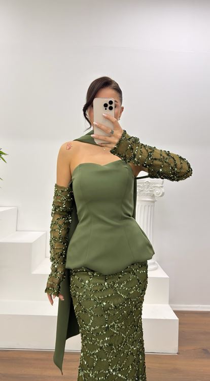 Haki Straplez İşlemeli Abiye Elbise