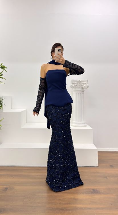 Lacivert Straplez İşlemeli Abiye Elbise