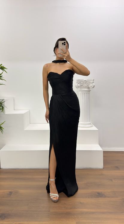 Siyah Straplez Piliseli Abiye Elbise