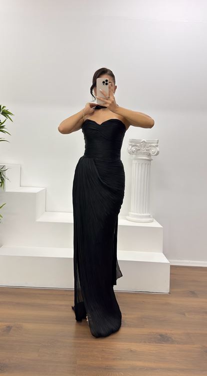 Siyah Straplez Piliseli Abiye Elbise