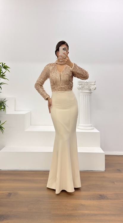 Gold Uzun Kollu İşleme Detaylı Abiye Elbise