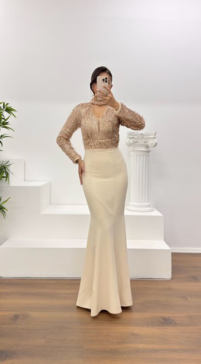 Gold Uzun Kollu İşleme Detaylı Abiye Elbise