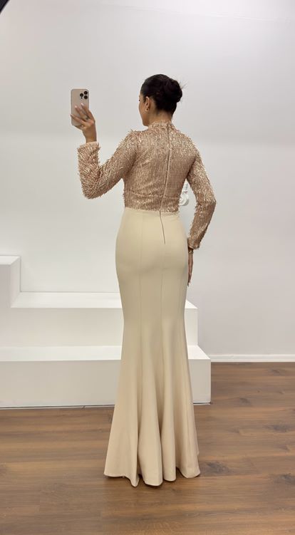 Gold Uzun Kollu İşleme Detaylı Abiye Elbise