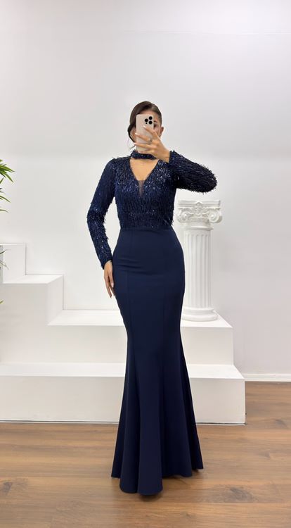 Lacivert Uzun Kollu İşleme Detaylı Abiye Elbise