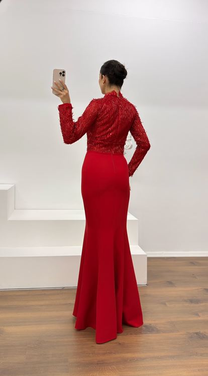 Kırmızı Uzun Kollu İşleme Detaylı Abiye Elbise