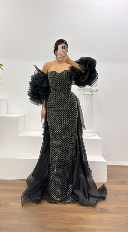 Siyah Straplez Kolları Tül Detay Abiye Elbise