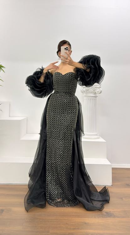 Siyah Straplez Kolları Tül Detay Abiye Elbise