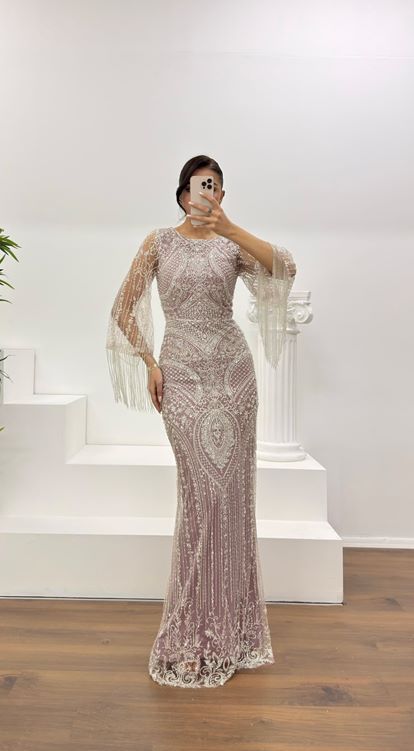 Lila Kolları Saçaklı İşlemeli Abiye Elbise