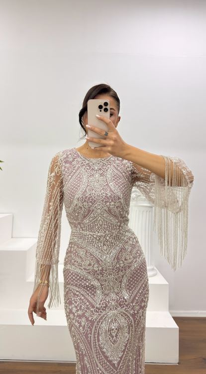 Lila Kolları Saçaklı İşlemeli Abiye Elbise