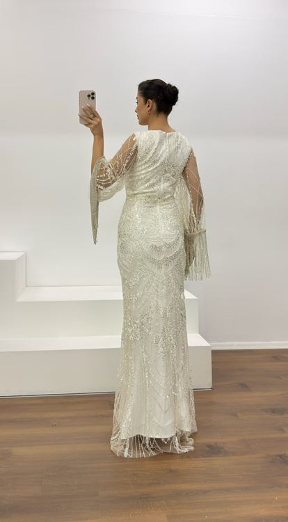 Ekru Kolları Saçaklı İşlemeli Abiye Elbise