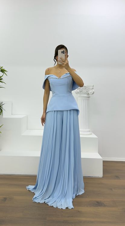 Baby Blue Boat Neck Pleated Formal Jumpsuit