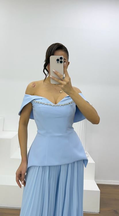 Baby Blue Boat Neck Pleated Formal Jumpsuit