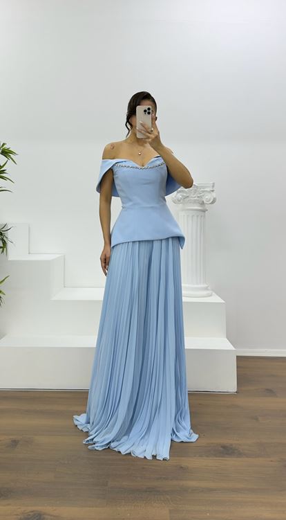 Baby Blue Boat Neck Pleated Formal Jumpsuit
